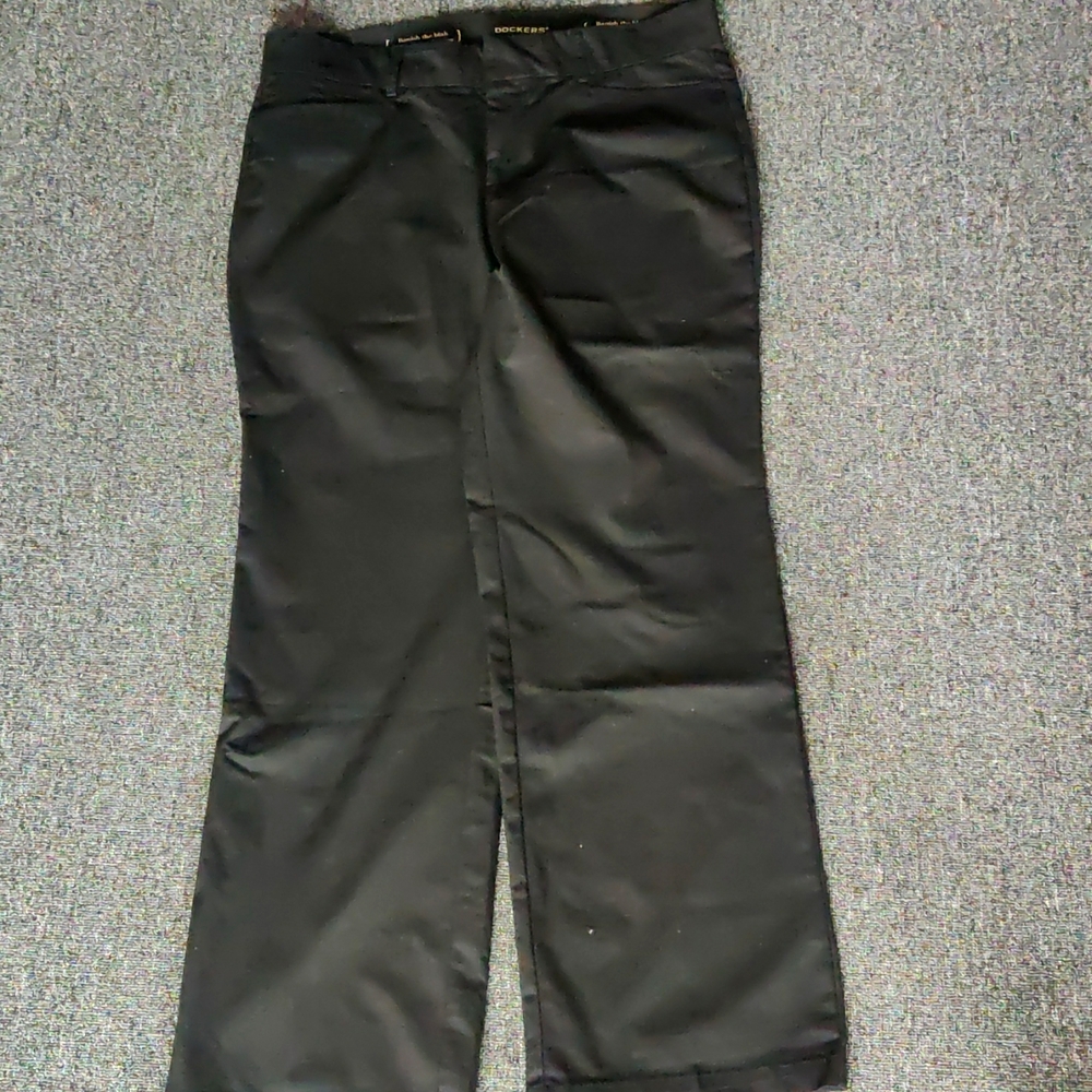 NWOT Dockers pants black